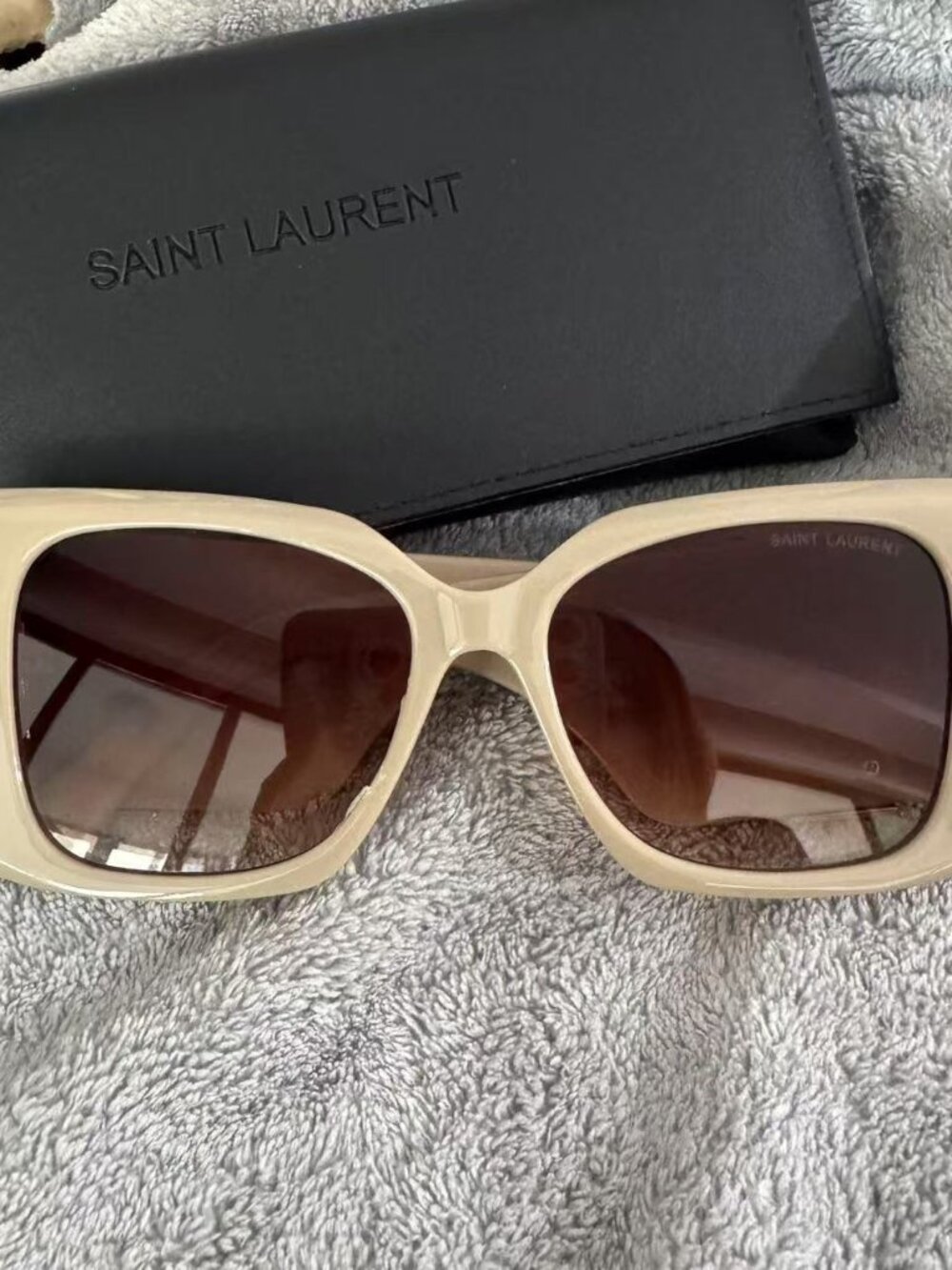 Saint Laurent Cream Square-Frame Sunglasses - Picture 5 of 11